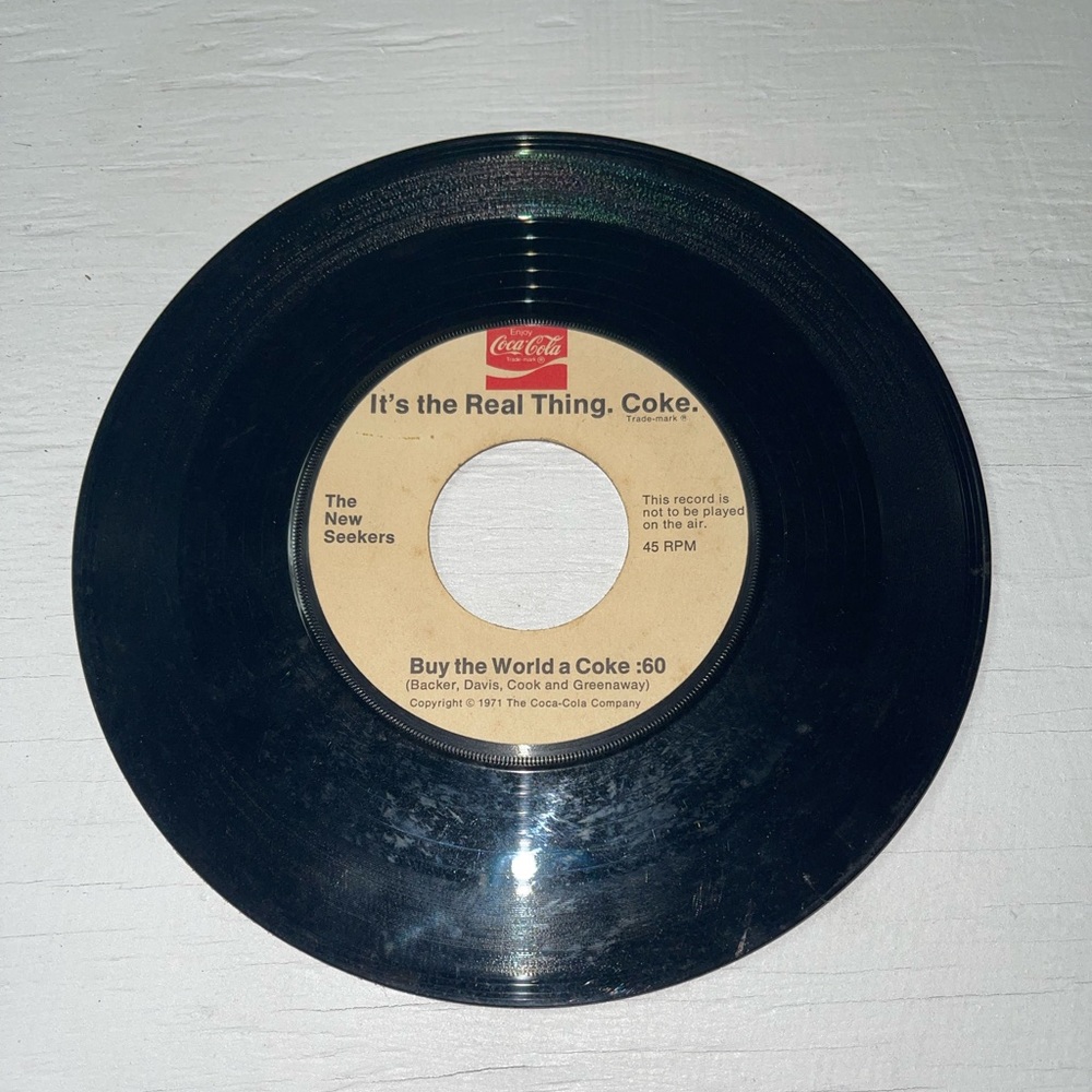 Coca Cola The New Seekers "It's The Real Thing"/"Buy the World a Coke" 45 Record